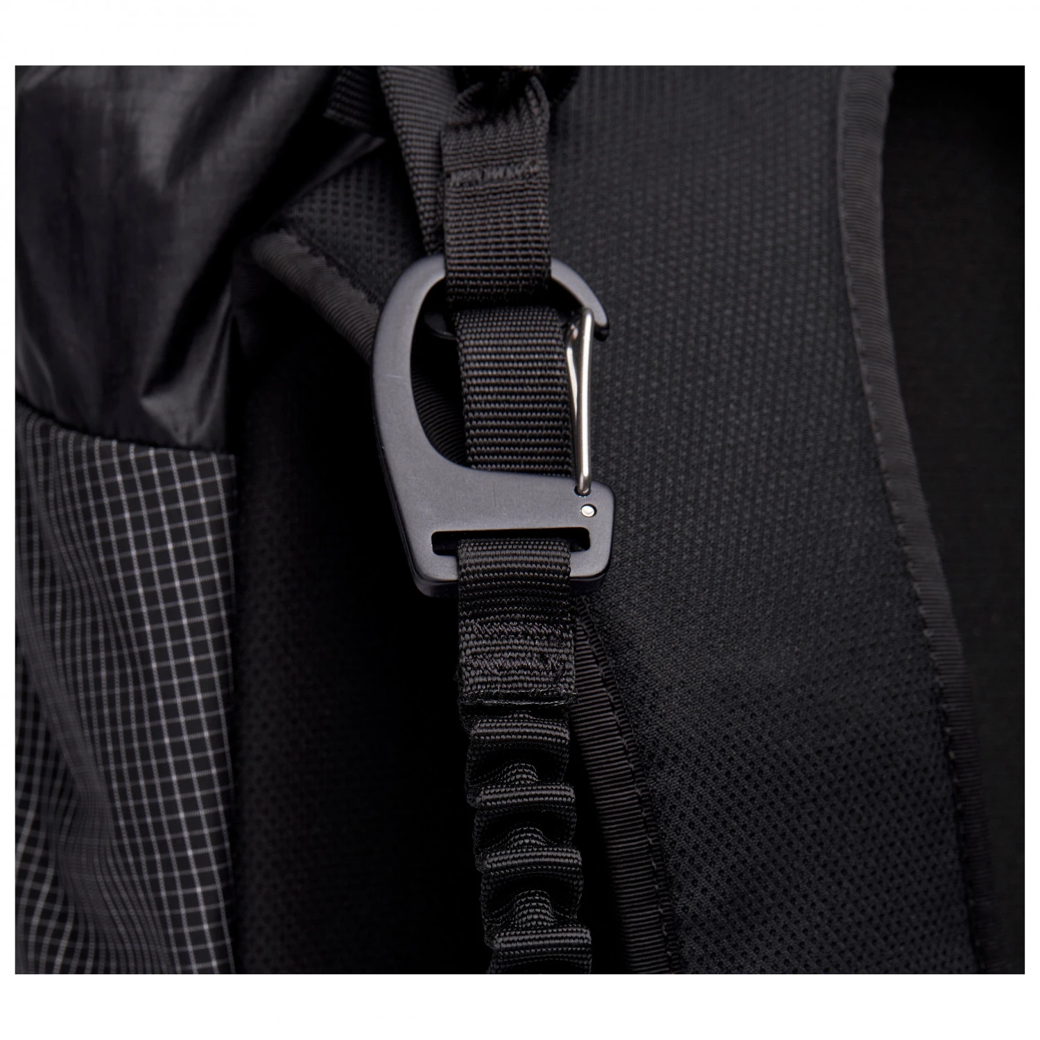 Black Diamond Cirque Ski 22 Vest - Ski Touring Backpack 6 Black Diamond Cirque Ski 22 Vest - Ski Touring Backpack - Image 4