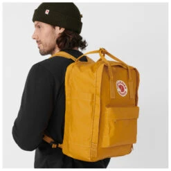 FJÄLLRÄVEN Kånken Laptop 15'' - Daypack -Brunner Sales 2025 fjaellraeven kaanken laptop 15 daypack detail 7