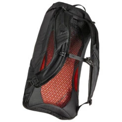 Gregory Arrio 18 - Walking Backpack -Brunner Sales 2025 gregory arrio 18 walking backpack detail 3