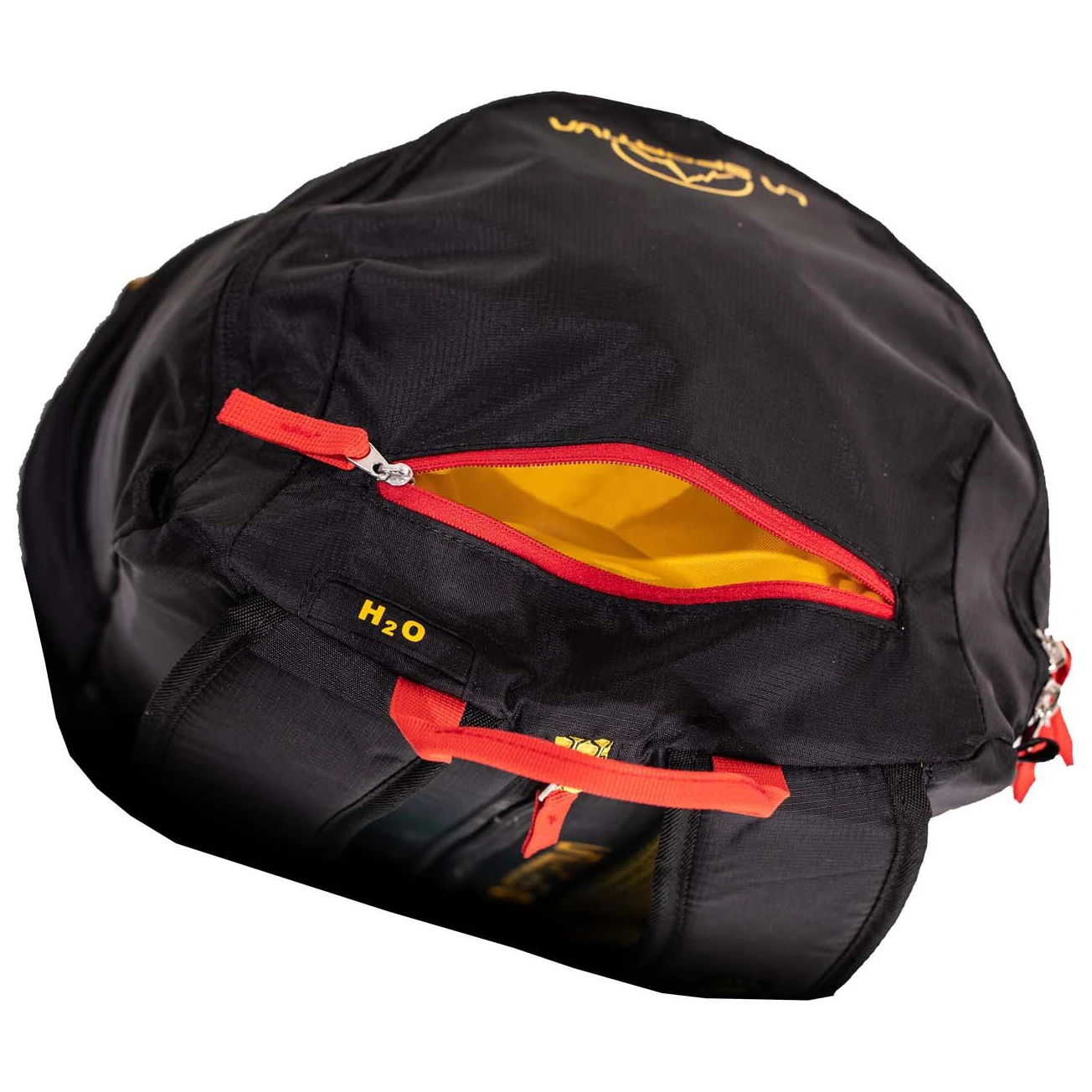 La Sportiva X-Cursion Backpack 28 - Walking Backpack 5 La Sportiva X-Cursion Backpack 28 - Walking Backpack - Image 3