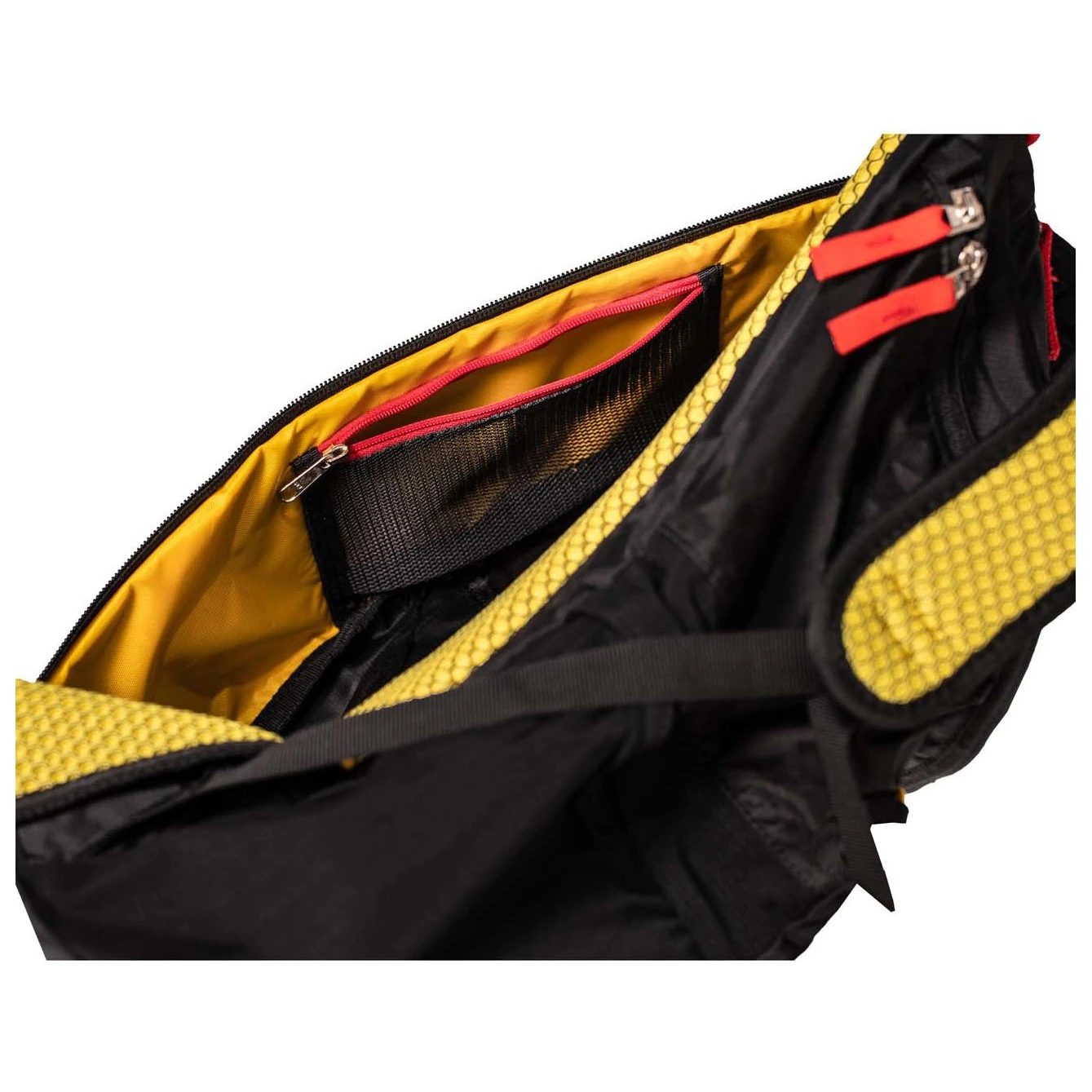La Sportiva X-Cursion Backpack 28 - Walking Backpack 8 La Sportiva X-Cursion Backpack 28 - Walking Backpack - Image 6