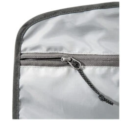 Tatonka Travelcare - Wash Bag 12 Tatonka Travelcare - Wash Bag -Brunner Sales 2025 tatonka travelcare wash bag detail 5