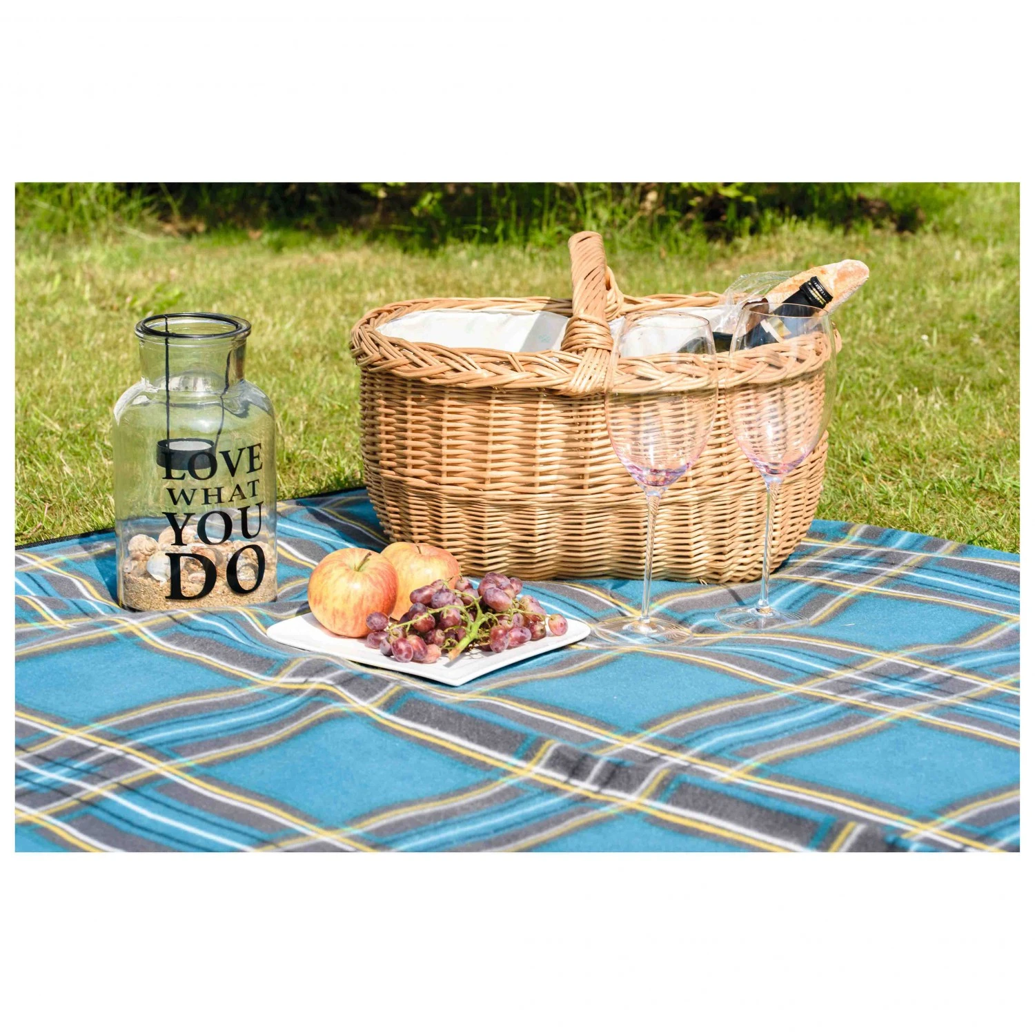 Uquip Scotty - Picnic Blanket 5 Uquip Scotty - Picnic Blanket - Image 3